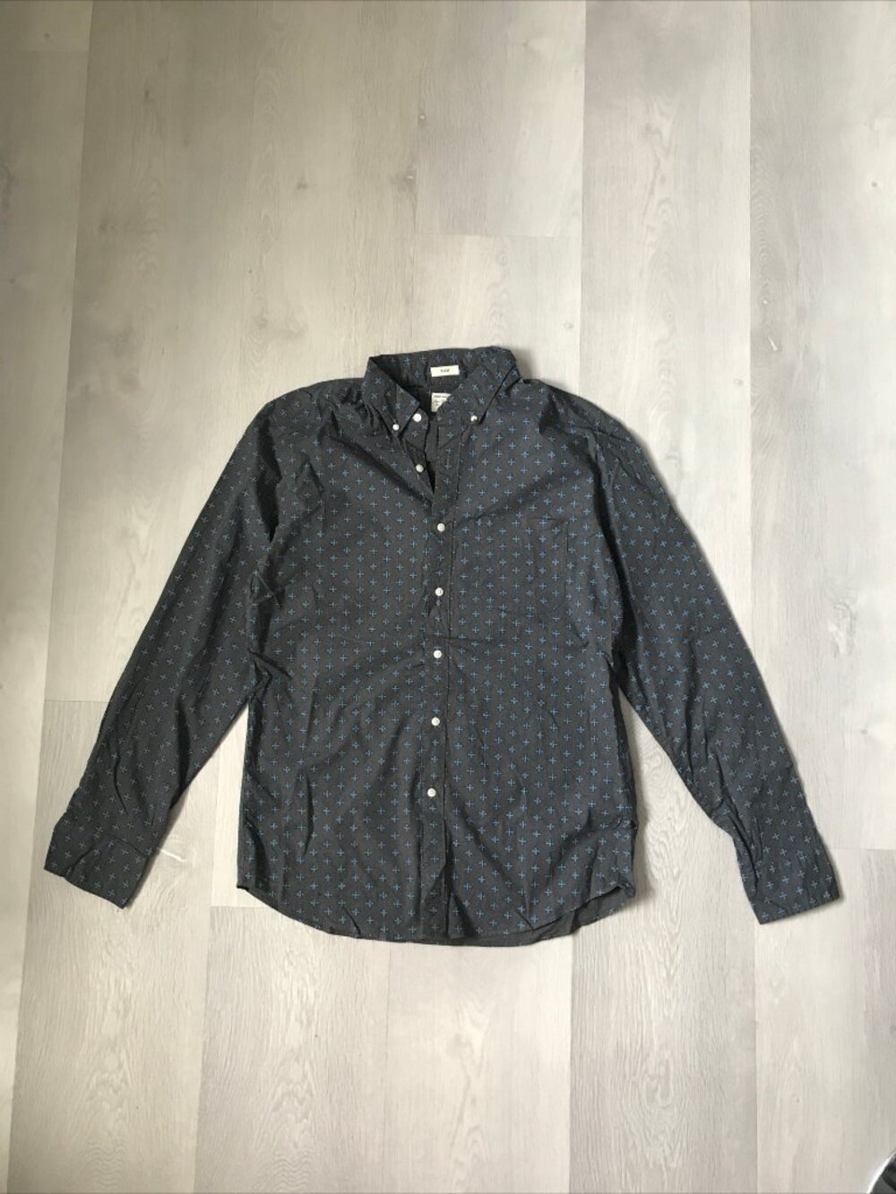 J CREW SECRET WASH GRAY SHIRT FLORAL BUTTON LONG SLEEVE MENS MEDIUM